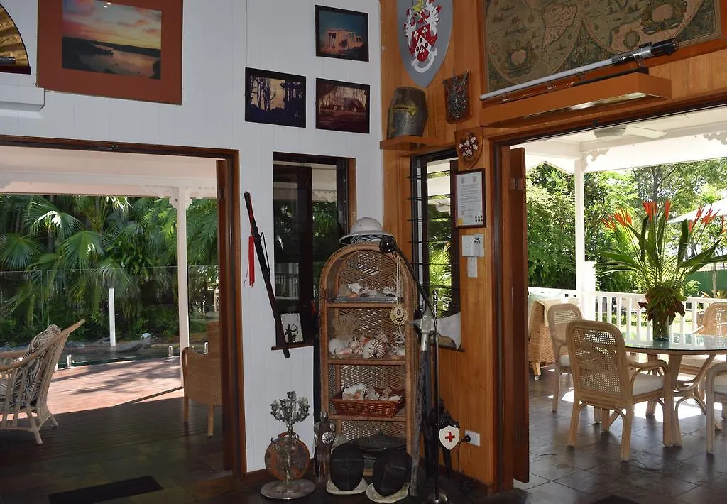 South Pacific Bed & Breakfast Clifton Beach