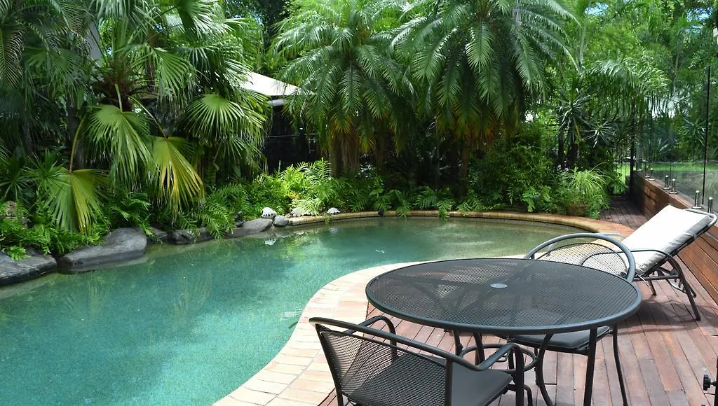 South Pacific Bed & Breakfast Clifton Beach