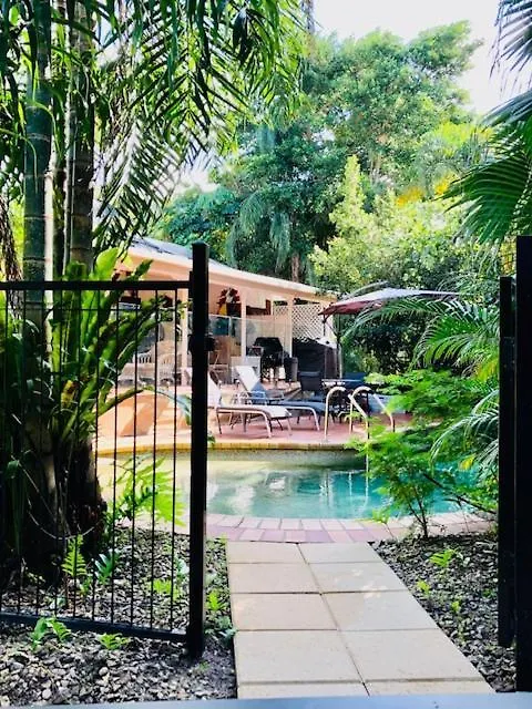 South Pacific Bed & Breakfast Clifton Beach