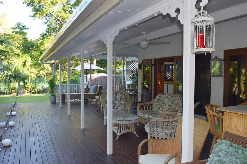 South Pacific Bed & Breakfast Clifton Beach 4*,